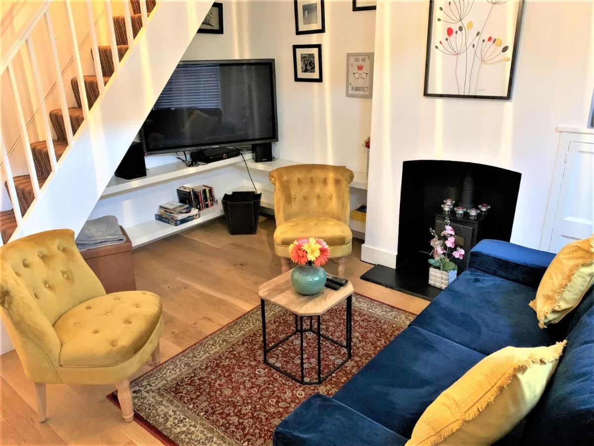 Riverside Channel5 "Holidays Homes In The Sun" Featured Central Canterbury Cottage With Free Parking Exteriér fotografie