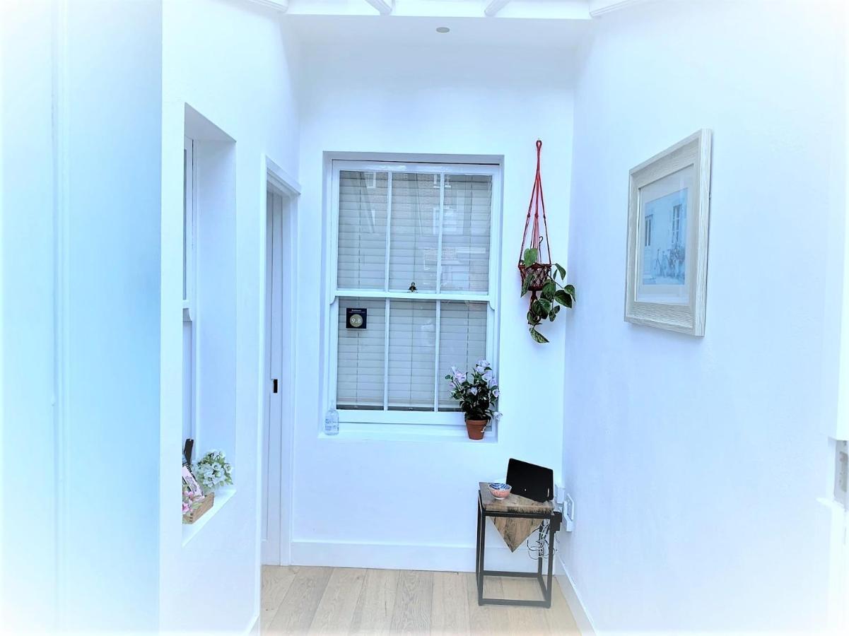 Riverside Channel5 "Holidays Homes In The Sun" Featured Central Canterbury Cottage With Free Parking Exteriér fotografie