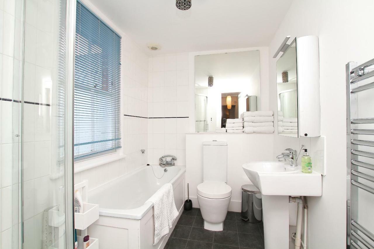 Riverside Channel5 "Holidays Homes In The Sun" Featured Central Canterbury Cottage With Free Parking Exteriér fotografie